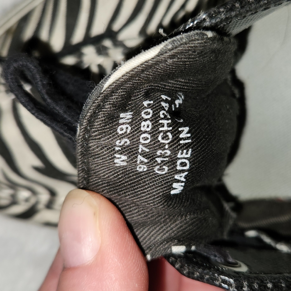 Sperry - Picture 4 of 5